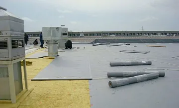 Монтаж кровли из ПВХ мембраны на плоской крыше, Беларусь